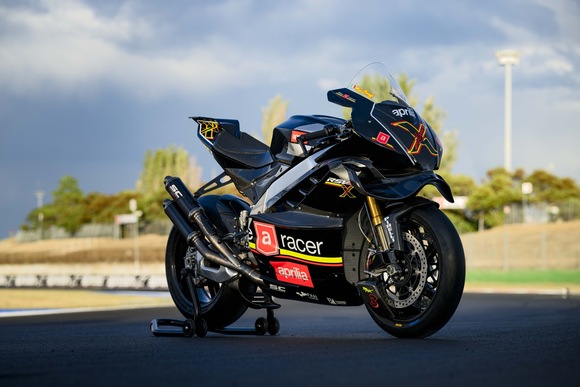 Aprilia Race Replica RSV4 X ex3ma  - Der Stolz von Noale 