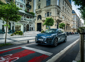 Der Audi Q6 e-tron erzielt fünf Sterne beim Euro NCAP