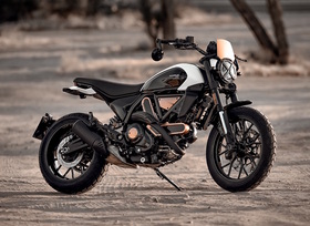 Ducati Scrambler „10° Anniversario Rizoma Edition“ - Auffällige Aluteile 
