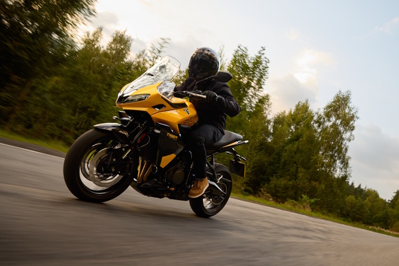 Triumph Tiger 800 Sport - Sporttourer mit Enduro-Anmutung