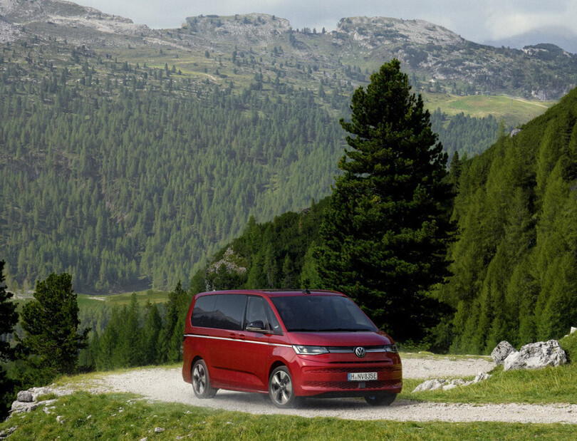 Erstes Reisemobil mit Plug-in-Hybrid-Allradantrieb