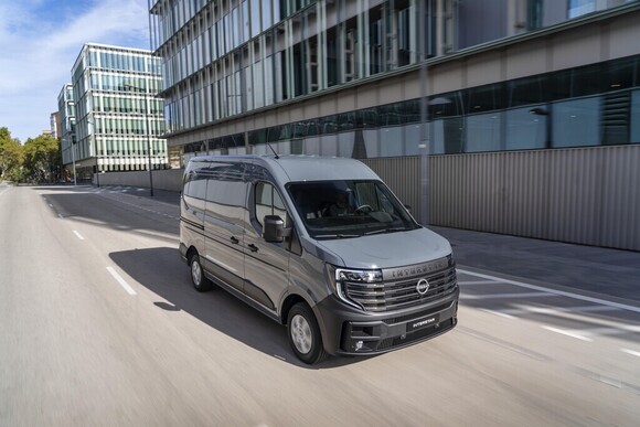 Fahrbericht Nissan Interstar: Neu im Star-Trio