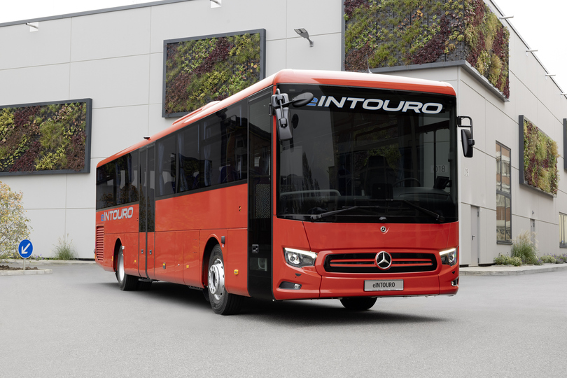 Mercedes eIntouro  - Elektrisch über Land  