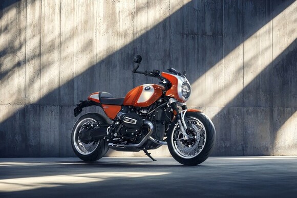 BMW spricht das Bikerherz an