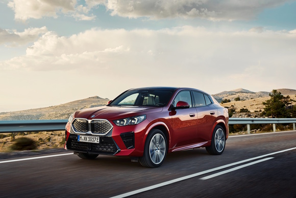 Autokosten für E-Mobile und Verbrenner  - Von Preis und Ladeprofil hängt alles ab 