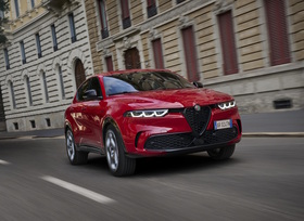 Alfa Romeo Tonale im Modelljahr 2025 - Drehen statt ziehen