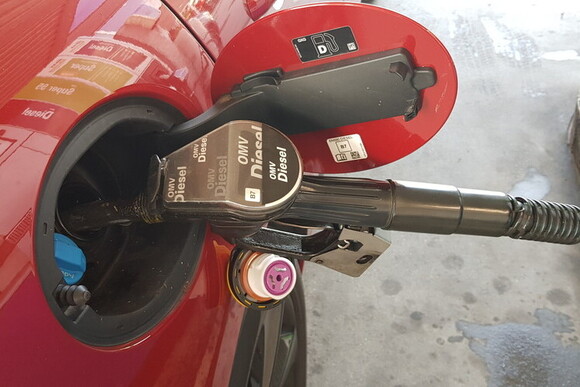 2024 war das drittteuerste Tankjahr