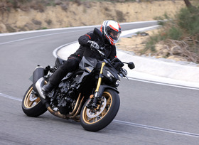 Fahrbericht: Honda CB1000 Hornet  - Schwarmkönigin 