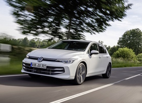 Die beliebtesten Autos 2024 - VW dominiert die Top Ten