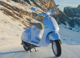 Vespa 946 „Snake“ - Retro mit Reptil