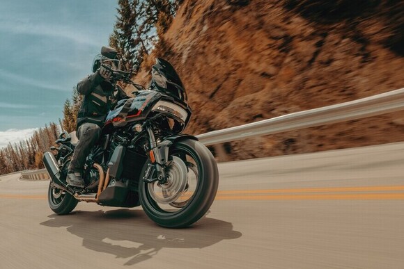 Die Pan America für Asphaltsüchtige