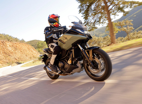 Fahrbericht: Honda NC750X DCT - Alleskönner mit großer Klappe