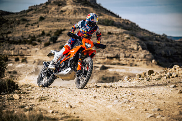 Neue KTM 390 Adventure-Modelle  - Zweigleisig auf dem Weg zum Horizont 