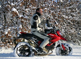 Wir haben da mal eine Frage (1): Winterreifenpflicht für Motorräder?