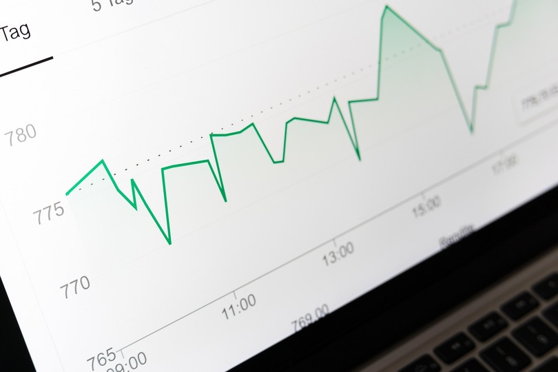 Mit Long-Short-Strategien von steigenden und fallenden Kursen profitieren