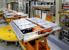 Lebensdauer von Batterien   - Reparatur-Spritze für das E-Auto  
