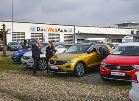 Planänderung beim Autokauf   - Häufig wird es teurer  