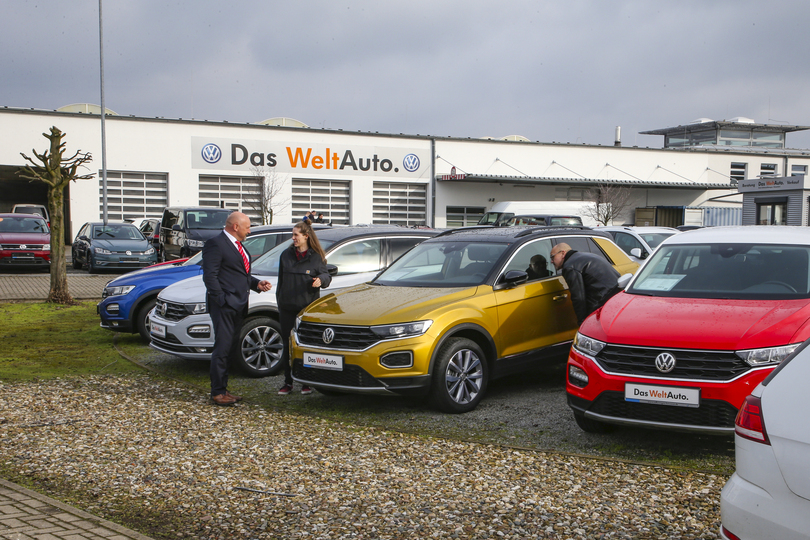 Planänderung beim Autokauf   - Häufig wird es teurer  
