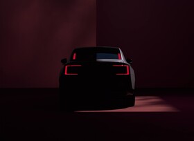 Volvo ES90  - Dreihundert Kilometer in zehn Minuten 