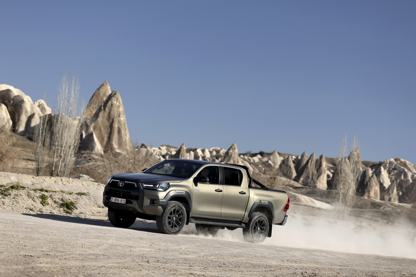 Fahrbericht: Toyota Hilux 2025  - Ein bisschen Strom darf sein 