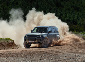 Fahrbericht: Land Rover Defender Octa - Kraftprotz mit feinen Manieren