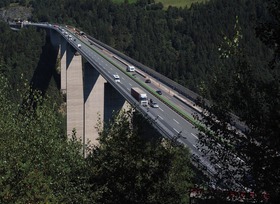 Die digitale Vignette in der Schweiz: Das sollten Autofahrer jetzt wissen