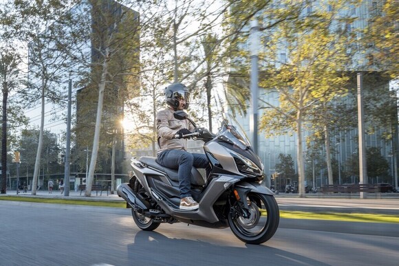 Kymco bringt den Downtown GT 350i TCS