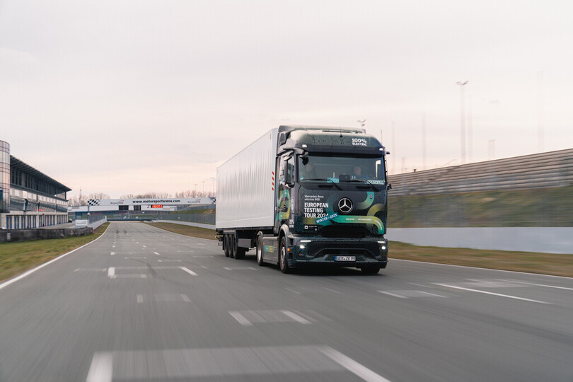 Mercedes-Benz e-Actros soll über 100 Kilometer rückwärtsfahren