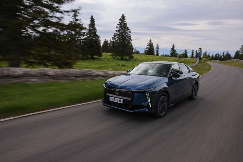 DS No. 8 AWD Long Range jetzt auch als Pallas