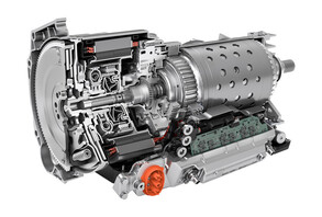 ZF richtet sein Automatikgetriebe stärker am Hybrid aus