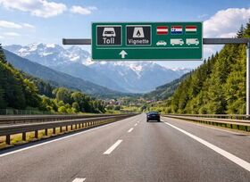 Autoreisen durch Europa: Was Autofahrer vor der Fahrt ins Ausland wissen sollten