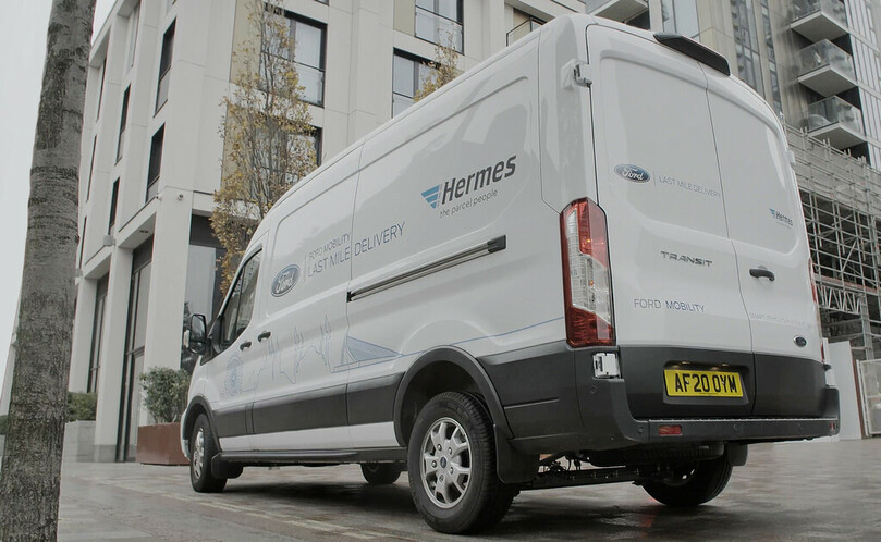 Ford und Hermes bringen Lieferwagen und Fußgängerkuriere zusammen
